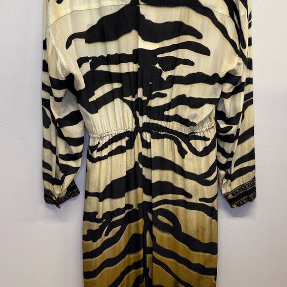 Camilla twist front shirt dress - Picture 3 of 9